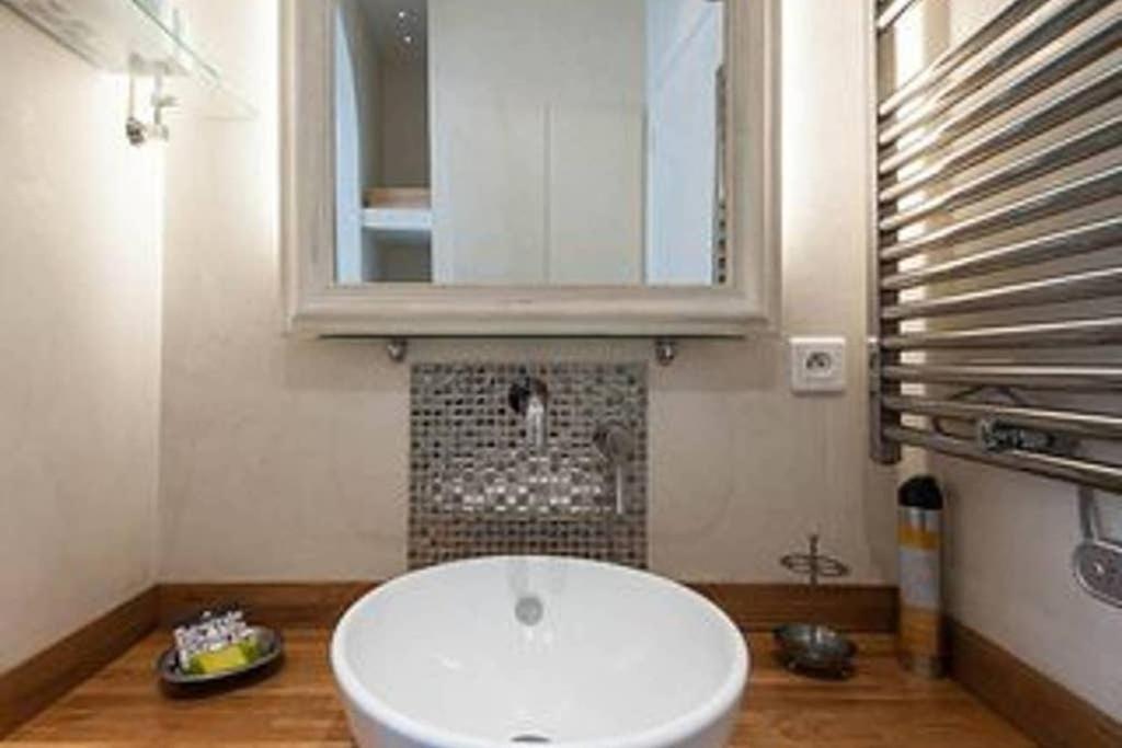 Barla 3 - A Spacious One Bedroom Apartment Near Place Garibaldi Nice Luaran gambar